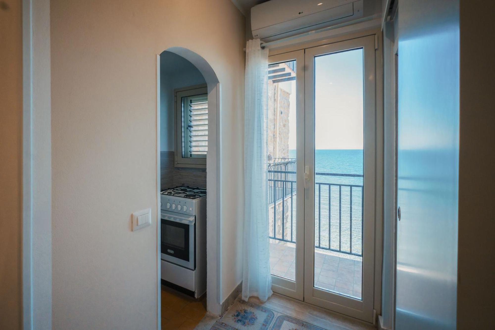 Apartamento Tramonto Sul Mare Cefalú Exterior foto